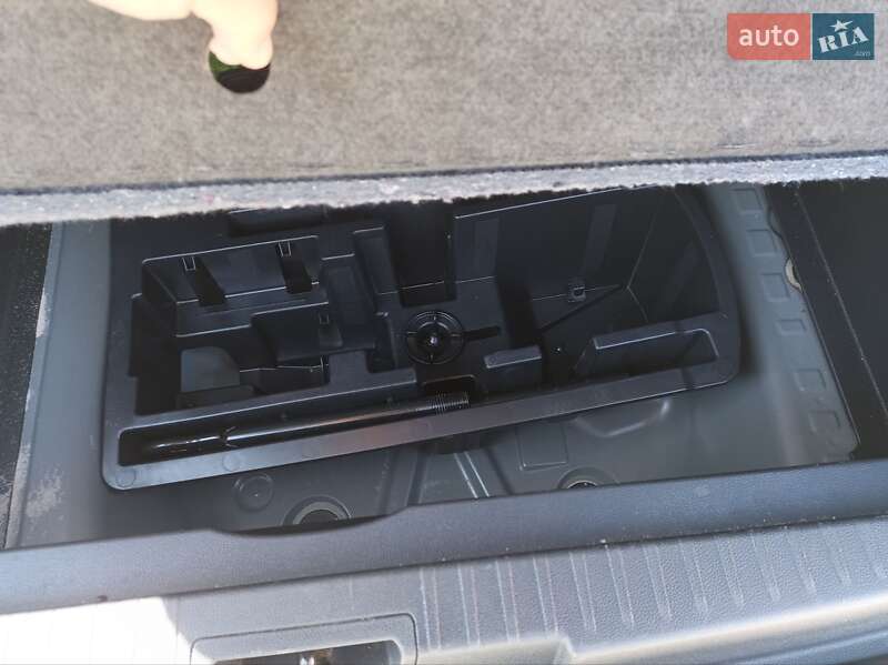 Внедорожник / Кроссовер Renault Captur 2017 в Ивано-Франковске