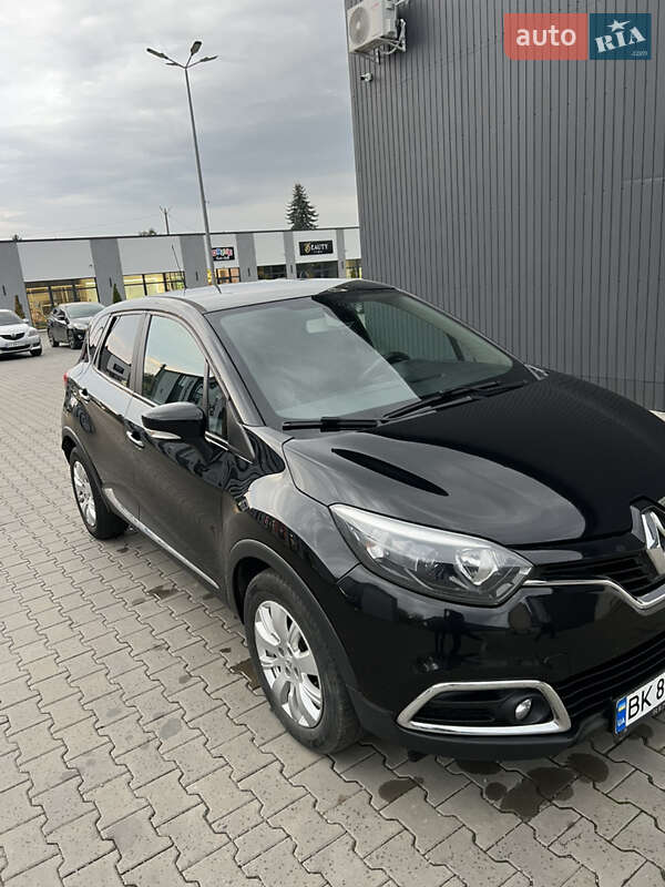 Внедорожник / Кроссовер Renault Captur 2014 в Млинове фото 3 Внедорожник / Кроссовер Renault Captur 2014 в Млинове
