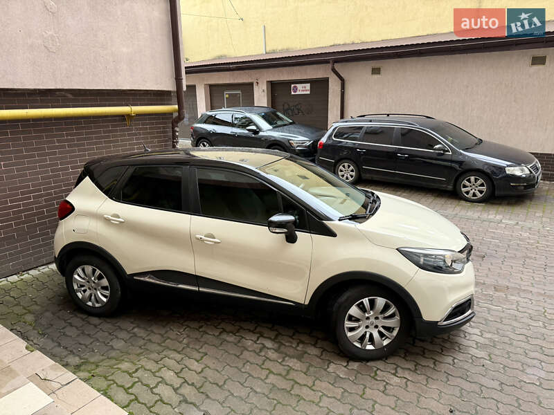 Внедорожник / Кроссовер Renault Captur 2014 в Ивано-Франковске