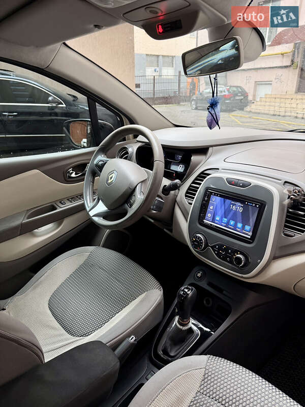 Внедорожник / Кроссовер Renault Captur 2014 в Ивано-Франковске