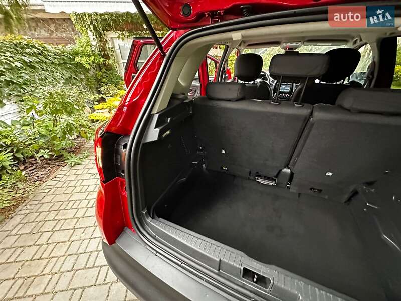 Внедорожник / Кроссовер Renault Captur 2016 в Львове