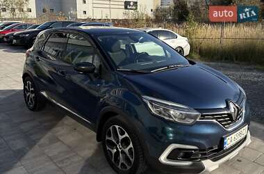 Позашляховик / Кросовер Renault Captur 2019 в Львові