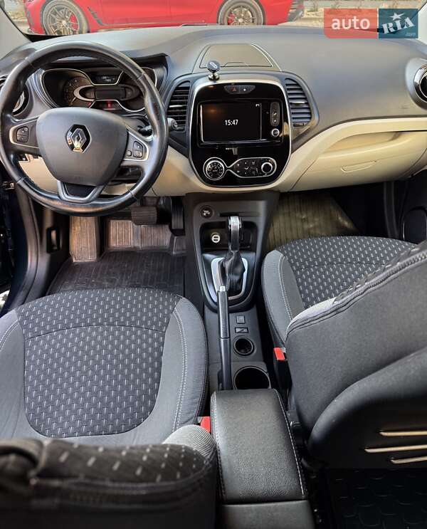 Позашляховик / Кросовер Renault Captur 2019 в Львові