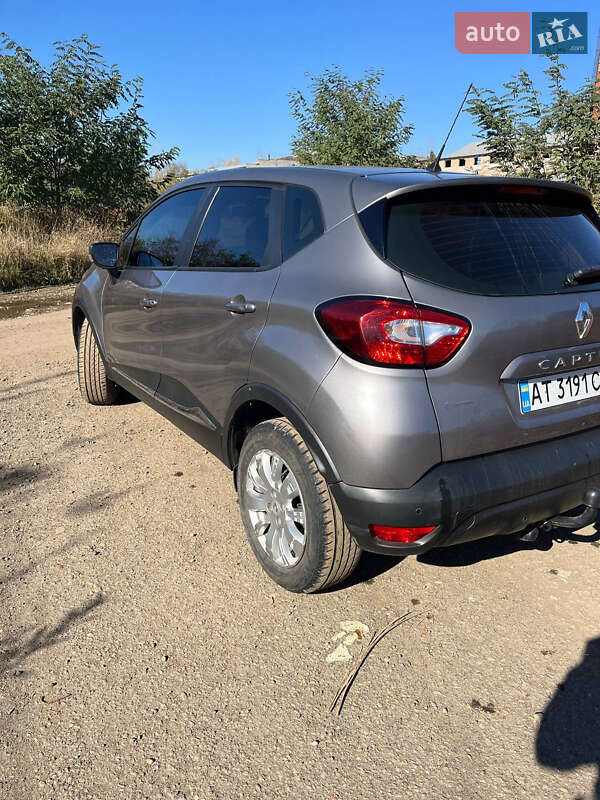 Внедорожник / Кроссовер Renault Captur 2015 в Коломые