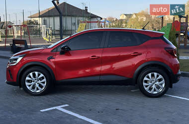 Внедорожник / Кроссовер Renault Captur 2021 в 