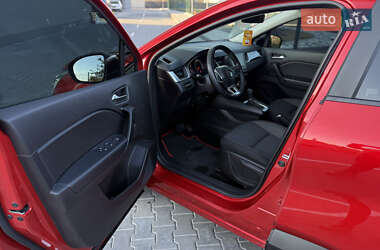 Внедорожник / Кроссовер Renault Captur 2021 в 