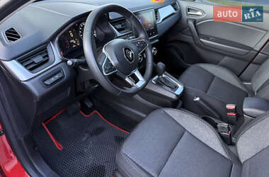 Внедорожник / Кроссовер Renault Captur 2021 в 
