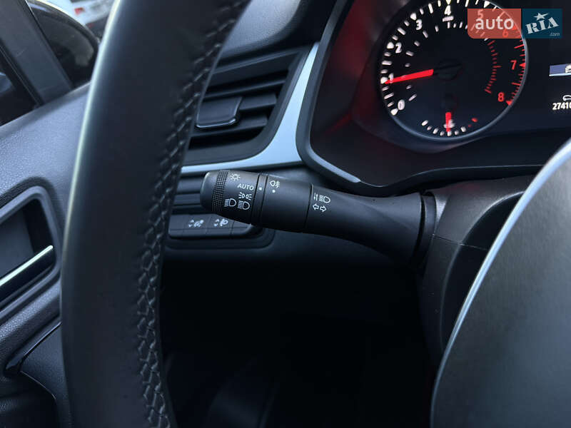 Позашляховик / Кросовер Renault Captur 2021 в Хмельницькому