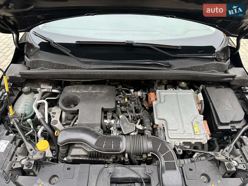 Внедорожник / Кроссовер Renault Captur 2020 в Львове