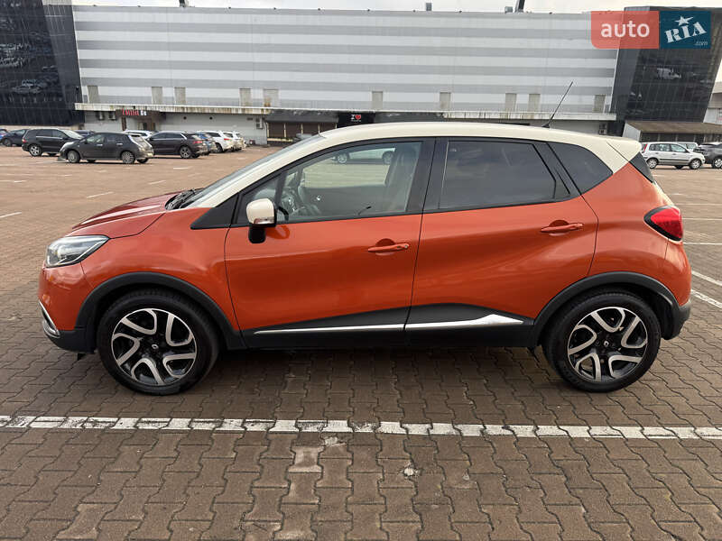 Позашляховик / Кросовер Renault Captur 2014 в Житомирі фото 4 Позашляховик / Кросовер Renault Captur 2014 в Житомирі