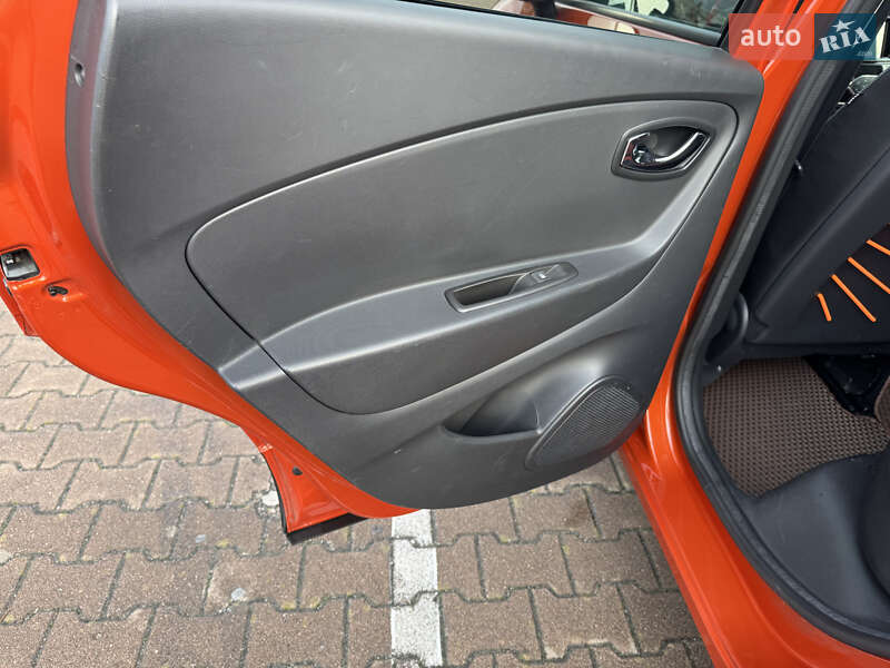 Позашляховик / Кросовер Renault Captur 2014 в Житомирі фото 39 Позашляховик / Кросовер Renault Captur 2014 в Житомирі