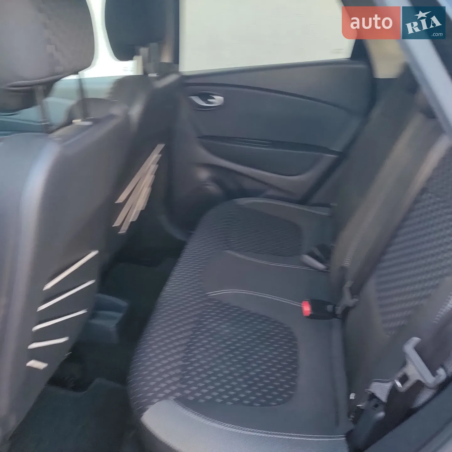 2019 Renault Captur - мініатюра 18