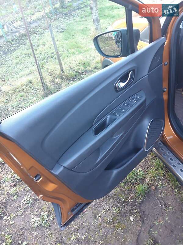 Внедорожник / Кроссовер Renault Captur 2017 в Киеве фото 12 Внедорожник / Кроссовер Renault Captur 2017 в Киеве