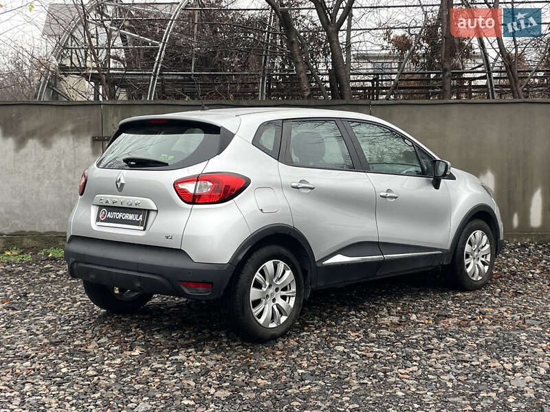 Позашляховик / Кросовер Renault Captur 2014 в Києві