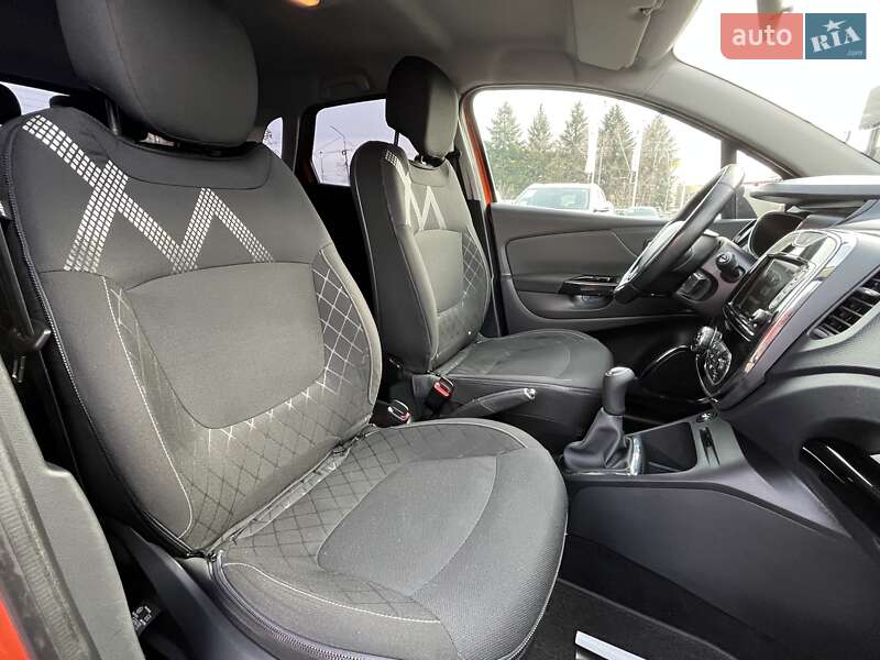 Позашляховик / Кросовер Renault Captur 2014 в Вінниці