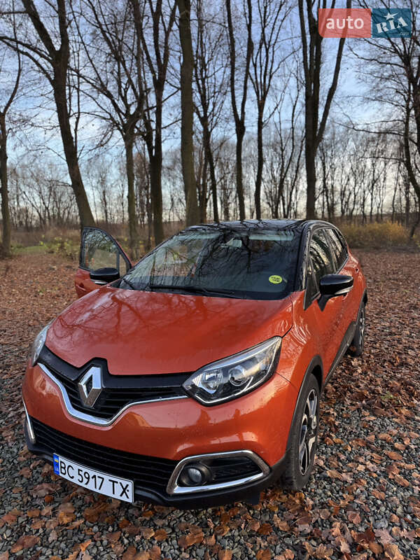 Позашляховик / Кросовер Renault Captur 2015 в Самборі