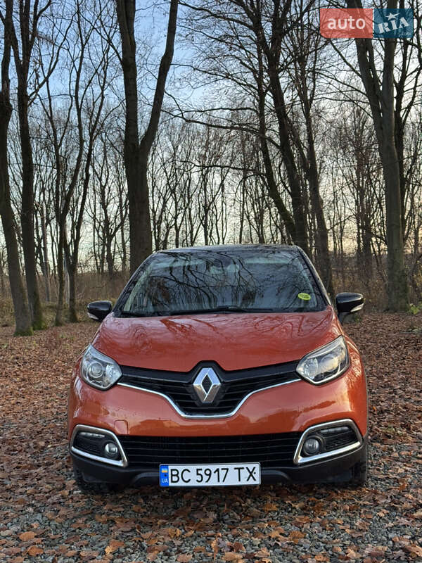 Позашляховик / Кросовер Renault Captur 2015 в Самборі
