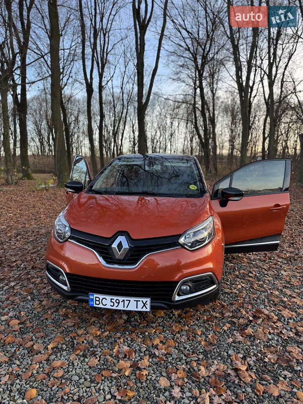 Позашляховик / Кросовер Renault Captur 2015 в Самборі