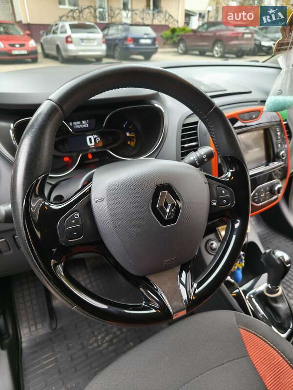 Позашляховик / Кросовер Renault Captur 2013 в Кременчуці