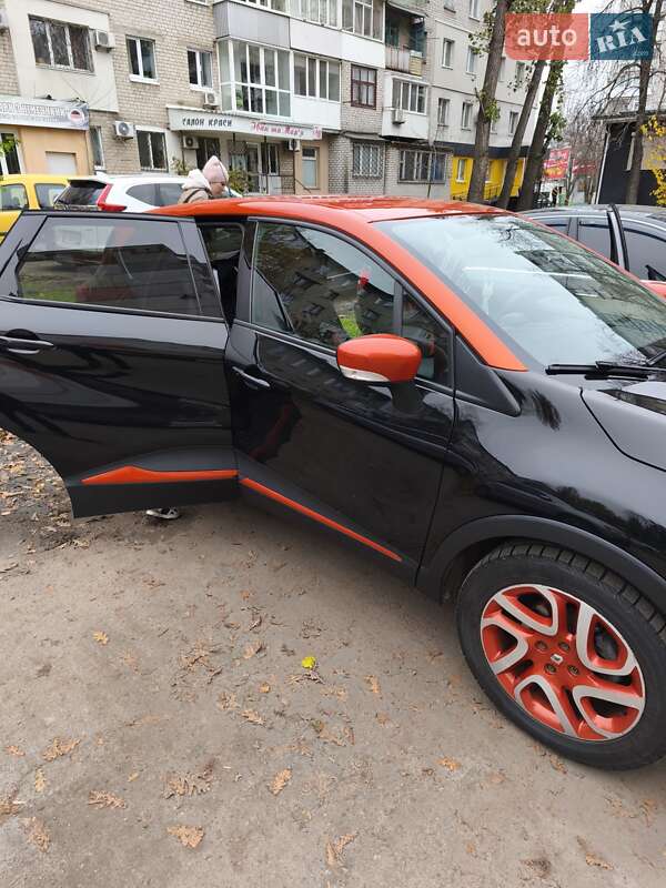 Позашляховик / Кросовер Renault Captur 2013 в Кременчуці