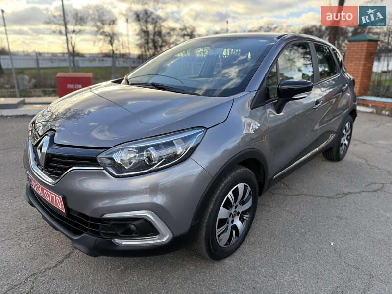 Внедорожник / Кроссовер Renault Captur 2020 в Днепре
