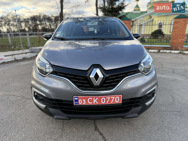 Внедорожник / Кроссовер Renault Captur 2020 в Днепре