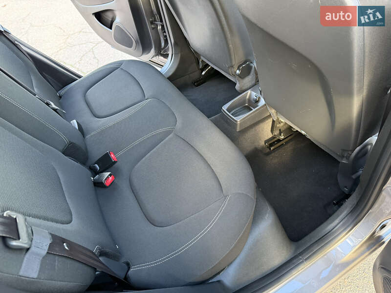 Внедорожник / Кроссовер Renault Captur 2020 в Днепре
