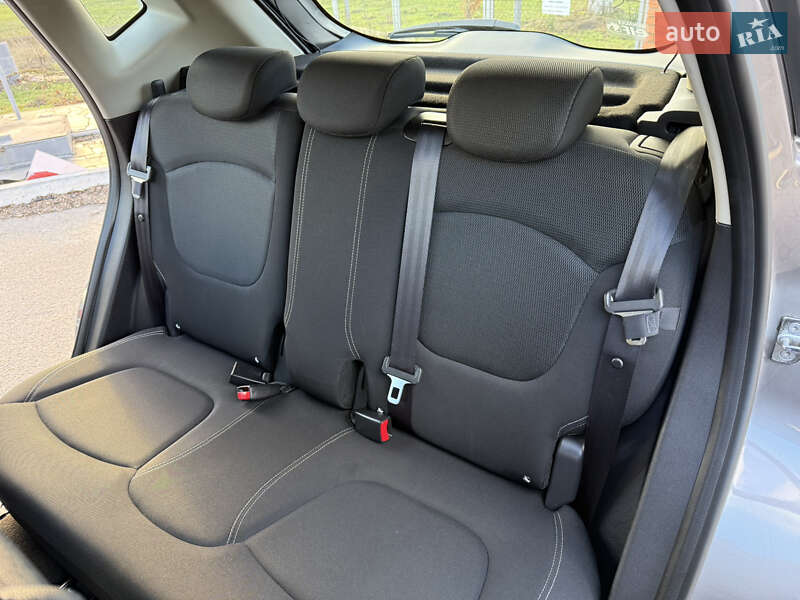Внедорожник / Кроссовер Renault Captur 2020 в Днепре