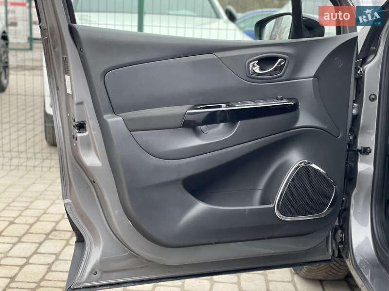 Позашляховик / Кросовер Renault Captur 2013 в Бердичеві фото 26 Позашляховик / Кросовер Renault Captur 2013 в Бердичеві