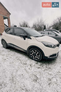 Позашляховик / Кросовер Renault Captur 2014 в Городку