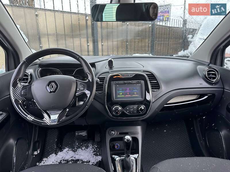 Позашляховик / Кросовер Renault Captur 2016 в Києві фото 13 Позашляховик / Кросовер Renault Captur 2016 в Києві