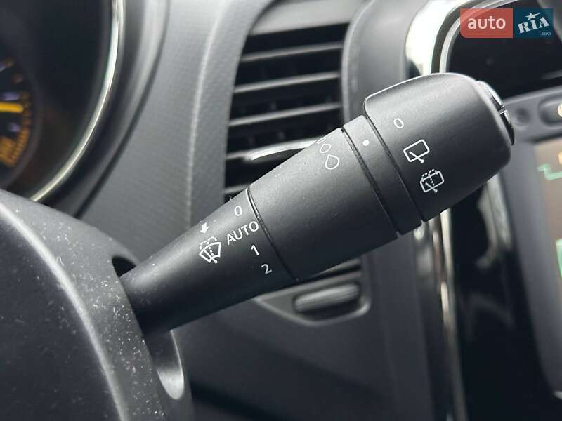 Позашляховик / Кросовер Renault Captur 2016 в Києві фото 24 Позашляховик / Кросовер Renault Captur 2016 в Києві