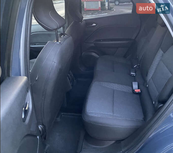 Позашляховик / Кросовер Renault Captur 2021 в Києві