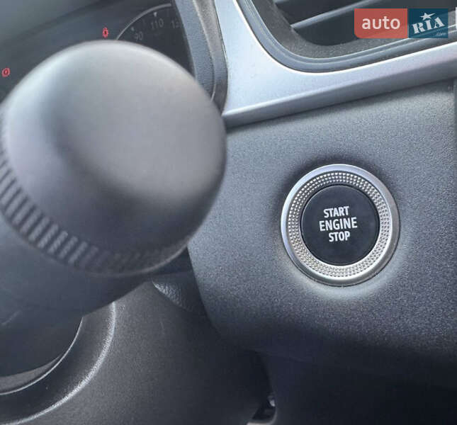 Позашляховик / Кросовер Renault Captur 2021 в Києві