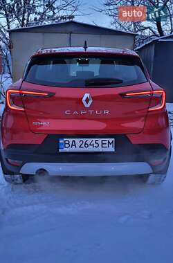 Внедорожник / Кроссовер Renault Captur 2021 в Кропивницком