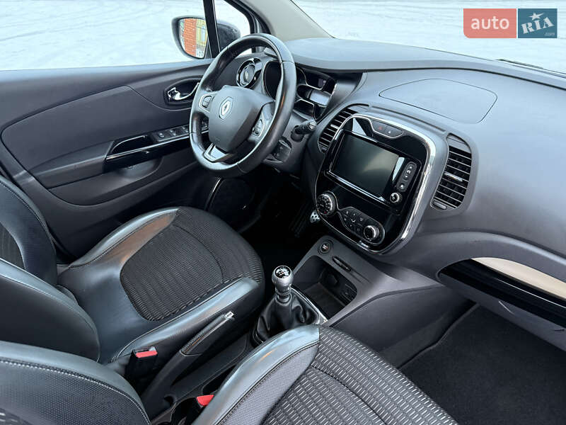 Внедорожник / Кроссовер Renault Captur 2016 в Днепре