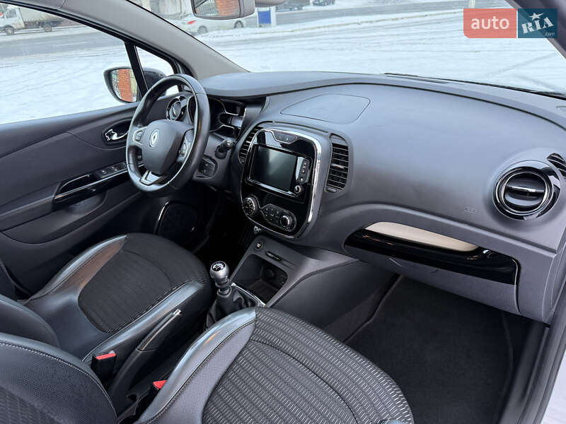 Внедорожник / Кроссовер Renault Captur 2016 в Днепре
