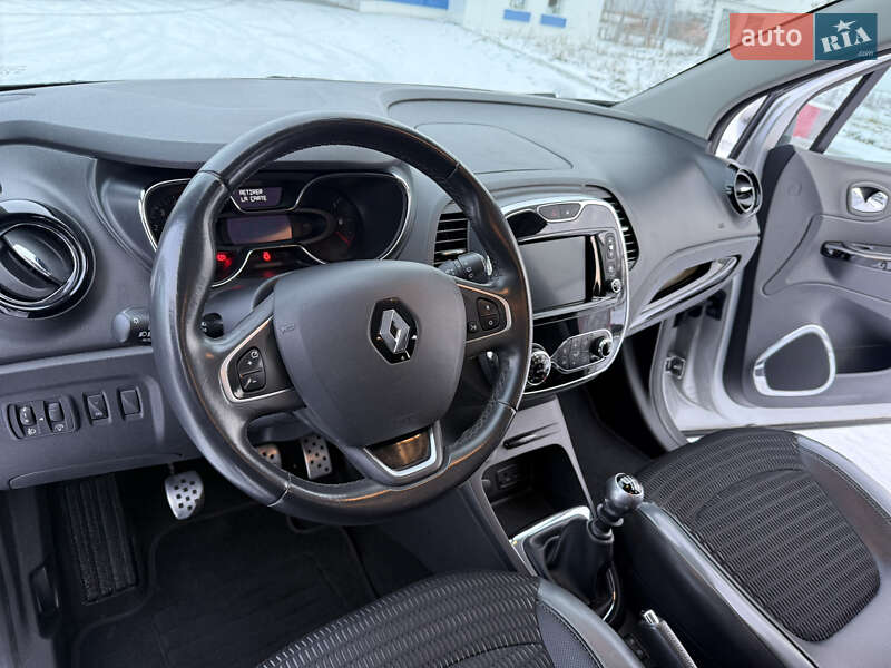 Внедорожник / Кроссовер Renault Captur 2016 в Днепре