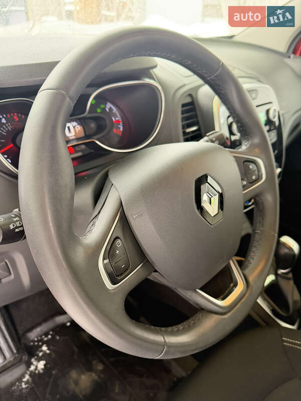 Внедорожник / Кроссовер Renault Captur 2017 в Чернигове