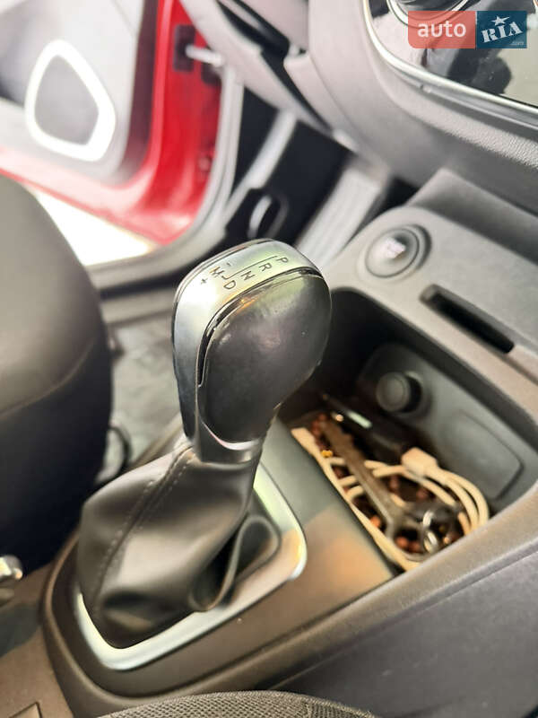 Внедорожник / Кроссовер Renault Captur 2017 в Чернигове