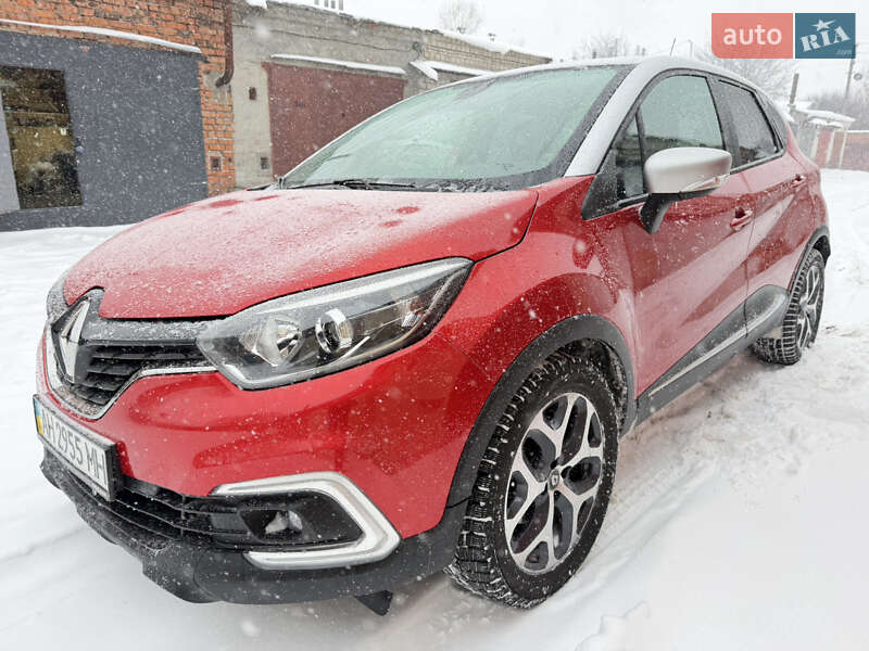 Внедорожник / Кроссовер Renault Captur 2017 в Чернигове