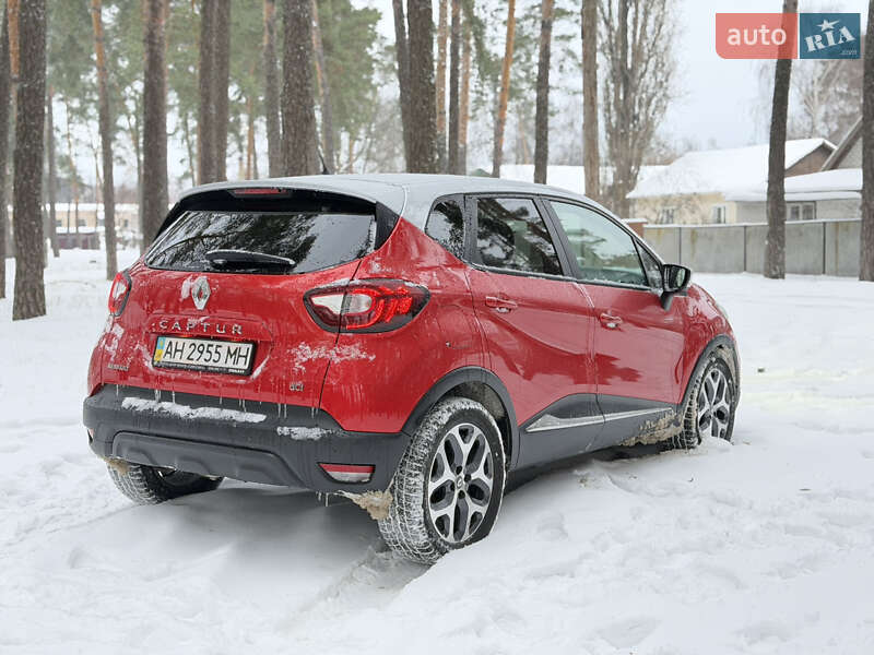Внедорожник / Кроссовер Renault Captur 2017 в Чернигове