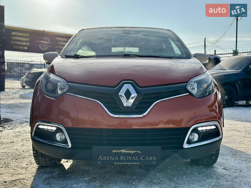 Позашляховик / Кросовер Renault Captur 2015 в Харкові