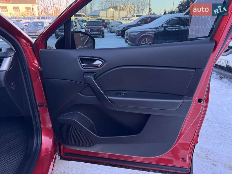 Внедорожник / Кроссовер Renault Captur 2021 в Виннице