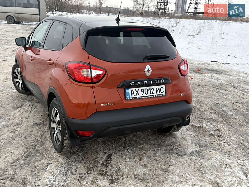 Внедорожник / Кроссовер Renault Captur 2016 в Днепре