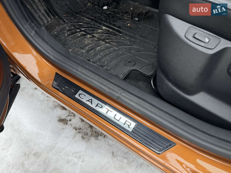 Позашляховик / Кросовер Renault Captur 2018 в Києві