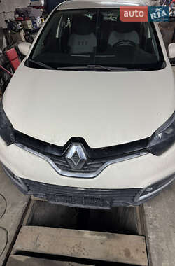 Позашляховик / Кросовер Renault Captur 2014 в Ромнах