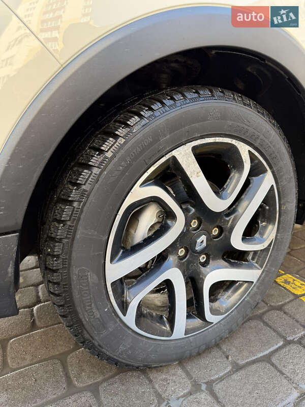 Позашляховик / Кросовер Renault Captur 2015 в Хмельницькому