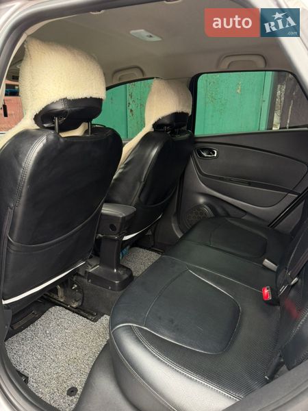 Позашляховик / Кросовер Renault Captur 2017 в Смілі