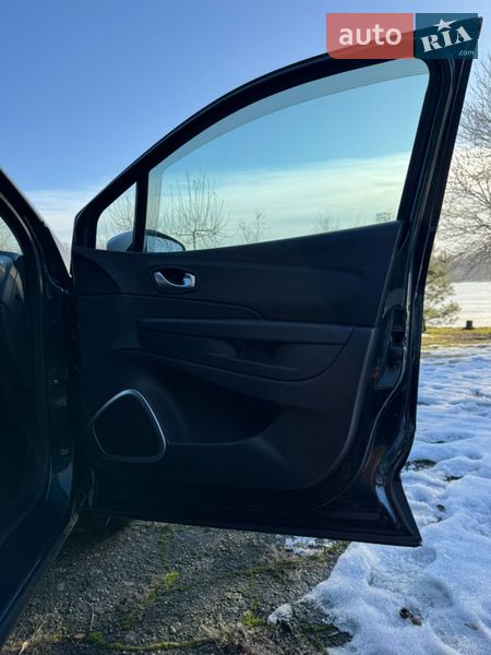 Позашляховик / Кросовер Renault Captur 2018 в Хмельницькому